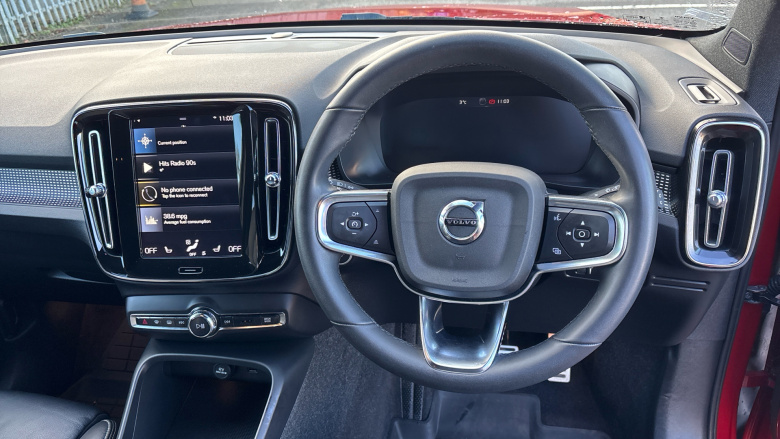 Volvo Xc40 2.0 B4P R DESIGN Pro 5dr Auto [7 speed] Petrol Estate